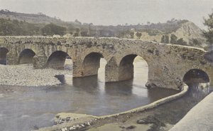 Viviers ، الجسر الروماني ، على Escoutay ، المنظر العلوي بواسطة مصور فرنسي