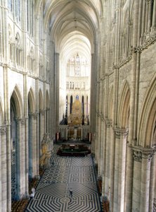 الجزء الداخلي من Cathedrale de Amiens (السوم 80) بواسطة المدرسة الفرنسية
