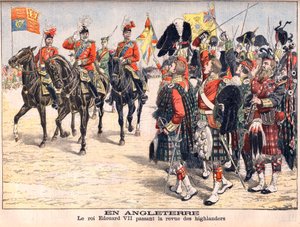 الملك إدوارد السابع يستعرض قوات المرتفعات. في انجلترا. الملك إدوارد السابع (1841-1910) يجتاز استعراض المرتفعات. رسم توضيحي لمجلة Le petit Journal ، 8 أكتوبر 1905. بواسطة المدرسة الفرنسية