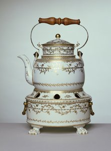 غلاية وبورسلين لويس السادس عشر المصنوع في باريس ، c.1775-91 (بورسلين)