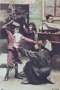 بطاقة بريدية تنتقد نظام التعليم العلماني ، ج .1910 بواسطة المدرسة الفرنسية