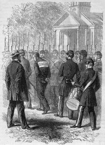حرب الانفصال (1861-1865) أو الحرب الأهلية الأمريكية: معاقبة جندي من سلاح الشمال متهم بالكراهية في القتال. يديه مقيدتان ، لافتة "لاش" على ظهره ، يعبر المخيم على صوت الطبل. نقش في "" Le Monde Illustré "" رقم بواسطة المدرسة الفرنسية