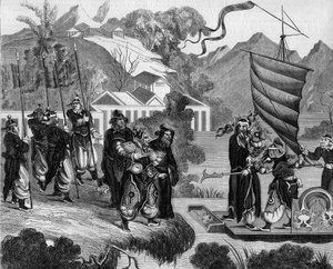 حرب الأفيون الثانية بين فرنسا وإنجلترا والصين (1858-1860): رسم كاريكاتوري صيني للصراع. قارب جاهز للاقتراب من الساحل تحت أنظار مجموعة من الصينيين الساخرة. على متن القارب ، شخصيتان تمثلان فرنسا (يسار) وإنجل بواسطة المدرسة الفرنسية