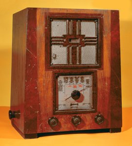راديو سونورا ، ج .1930 بواسطة المدرسة الفرنسية