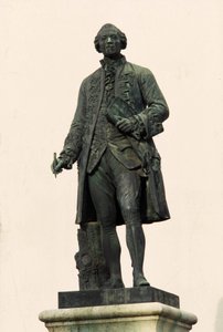 تمثال جورج لويس لوكلير ، كونت بوفون (1707-1788) ، مونتبارد (21 كوت دور). بواسطة المدرسة الفرنسية