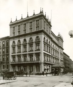 Delmonico&39;s، Fifth Avenue at 44th Street، New York City، c.1897-1914 بواسطة جي بي هول وابنه
