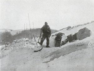 براوننج عند باب Igloo ، 1912 ، 1913
