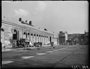 Market Hall ، شارع Worcester ، Bull Ring ، برمنغهام ، 1941. بواسطة جورج برنارد ماسون