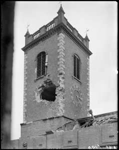 كنيسة سانت جون ، هاي ستريت ، ديريتند ، برمنغهام ، وست ميدلاندز ، 1941. بواسطة جورج برنارد ماسون