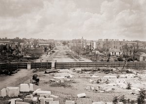 كولومبيا ، ساوث كارولينا ، الولايات المتحدة الأمريكية بعد حريق عام 1865 (صورة بالأبيض والأسود)