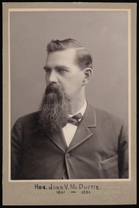 صورة لجون فان مكدوفي 1841-1896 ، قبل عام 1896. بواسطة جورج برنس