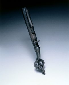 مفتاح قفل للعجلة ومفتاح قياس المسحوق ، c.1625-50 (فولاذ) بواسطة المدرسة الألمانية