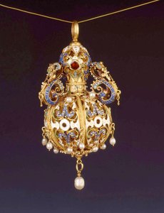 بوماندر ، c.1600 (مينا ذهب مصوغة بطريقة cloisonne) بواسطة المدرسة الألمانية