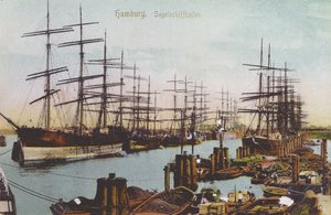 بطاقة بريدية لميناء السفن الشراعية في هامبورغ ، c.1900 (صورة ملونة)