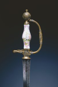 سيف صغير ، ج .1770 (صلب ونحاس مذهب وبورسلين) بواسطة المدرسة الألمانية
