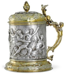 Tankard ، على الأرجح هامبورغ ، حوالي 1660 (فضة مطلية بالذهب) بواسطة المدرسة الألمانية