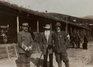 ألبوم "Pictures of War II": جنود إيطاليون في Val Chiusone إلى Podsenica ، 09/1917 (b / w photo)