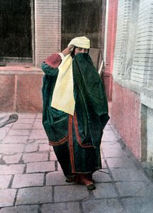 المرأة الفارسية في الزي التقليدي ، c1890. بواسطة جيلو