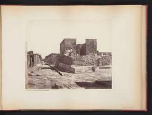 منظر لـ Tempio della Fortuna Augusta في بومبي ، إيطاليا تيمبيو ديلا فورتونا. بومبي (العنوان على الكائن)