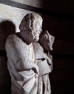 الإنجيلي لوقا (نحت من الرخام ، حوالي 1306) بواسطة جيوفاني بيسانو
