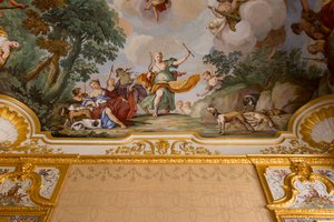 Representations of the myth of Diana, by Domenico and Giuseppe Valeriani, fresco, vaulted ceiling of the bedroom, King