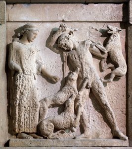 Magna graecia: التقاء مع Artemis و Actaeon ، الإغاثة الحجرية ، القرن الخامس قبل الميلاد