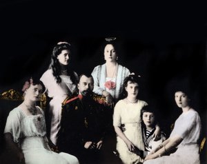صورة للعائلة الإمبراطورية الروسية. التصوير الفوتوغرافي حوالي 1910-1915.