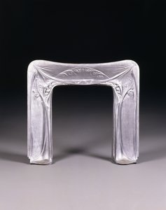 مدفأة ، حوالي 1904 (حديد زهر). بواسطة هيكتور غيمارد