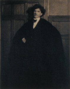 صورة لألفريد ستيغليتز (1864-1946) (صورة بالأبيض والأسود)