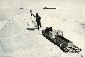 نيلسون وهيس جير ، c1911 ، 1913 بواسطة هربرت بونتينج