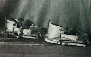 أحذية التزلج للاستخدام مع Finnesko ، c19101913 ، 1913 بواسطة هربرت بونتينج