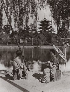 معبد Kobukuji (صورة b / w) بواسطة هربرت بونتينج