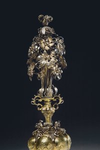 كأس ميدينجن مينيرفا ، c.1650 (فضي وقرمزي) بواسطة هينريش أومسن