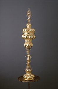 كأس ميدينجن مينيرفا ، c.1650 (فضي وقرمزي) بواسطة هينريش أومسن
