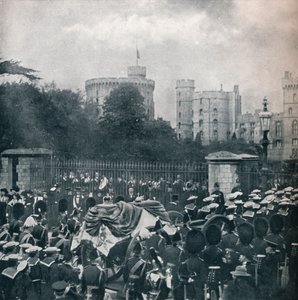 جثة الملك إدوارد السابع تنجذب إلى قلعة وندسور ، 1910 1911
