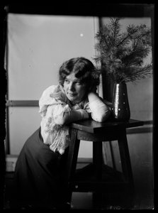 آني سيمبرج في استوديو سيلكارانتا بواسطة هوغو سيمبرج