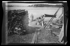 الأخشاب على الشاطئ، ربما من هلسنكي بواسطة هوغو سيمبرج