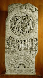 نحت يصور قصة من Jatakas ، Amaravati (الحجر الجيري) بواسطة المدرسة الهندية