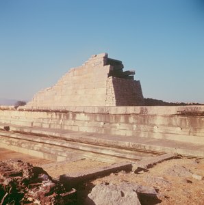 قاعة الملوك بواسطة المدرسة الهندية