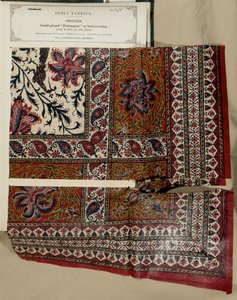 عينة صغيرة من الزجاج أو غطاء السرير المزجج من Masulipatam في مدراس ، من مجموعة مصنعي المنسوجات في الهند ، بقلم جون فوربس واتسون ، نُشر في عام 1866 بواسطة المدرسة الهندية
