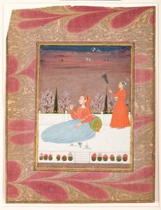 امرأة جالسة على شرفة مع مضيفة مع شاوري ، c.1735 (مرحاض غير شفاف وذهب على ورق) بواسطة المدرسة الهندية