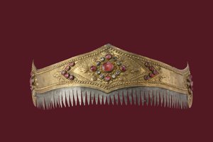 Crown, Buleleng Regency (gold, silver, rubies and diamonds) بواسطة المدرسة الاندونيسية