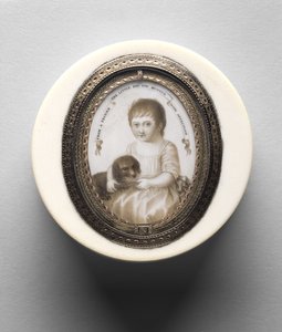 صندوق عليه صورة صبي ، حوالي عام 1790 (بني داكن على عاج