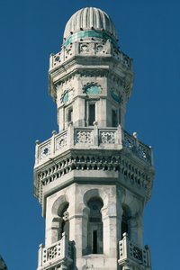 تفاصيل مئذنة (صورة) بواسطة مدرسة إسلامية