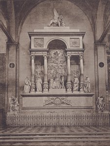 Monumento A Tiziano (صورة b / w) بواسطة مصور إيطالي
