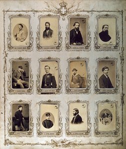 Risorgimento: صور الألف (أو القمصان الحمراء) ، الذين شاركوا في بعثة جوزيبي غاريبالدي. 1860-1861 Studio Pavia a Genes. Museo del Risorgimento روما بواسطة مصور إيطالي