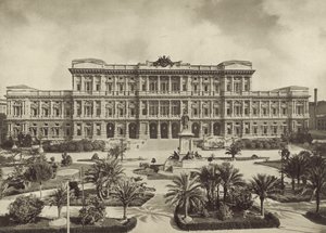 المحاكم القانونية بواسطة مصور إيطالي