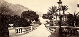 حديقة كازينو مونتي كارلو بإمارة موناكو بواسطة مصور إيطالي