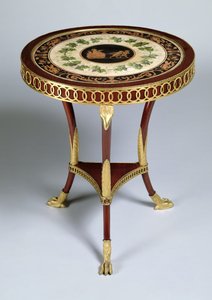 طاولة بقاعدة ، 1804-14 (خشب مطلي بالذهب)