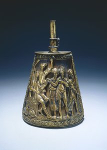 قارورة مسحوق ، حوالي 1590 (نحاس مذهب فوق الخشب المغطى بالقماش) بواسطة المدرسة الايطالية